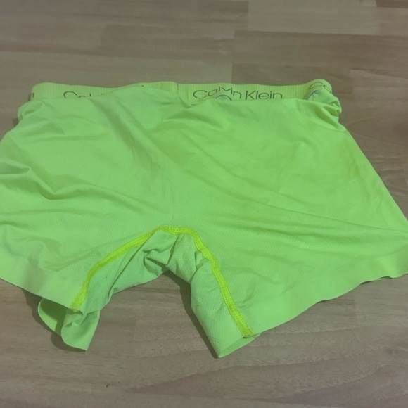 Calvin Klein neon yellow boxer briefs Small - Picture 5 of 9